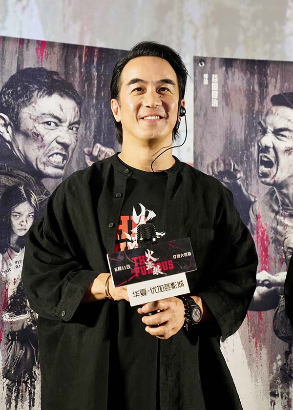 4、电影《火遮眼》西安路演现场图-领衔主演林科灯.jpg